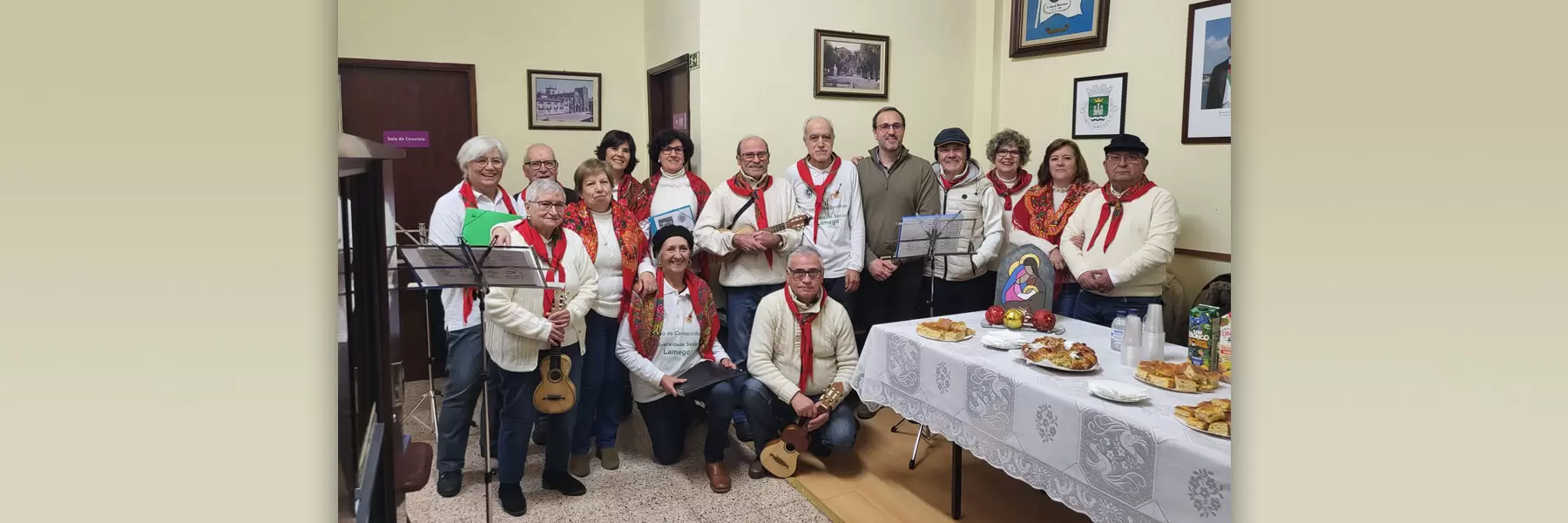 Visita do Grupo de Cavaquinhos da Universidade Sénior Jerónimo Cardoso - UniSénior Lamego